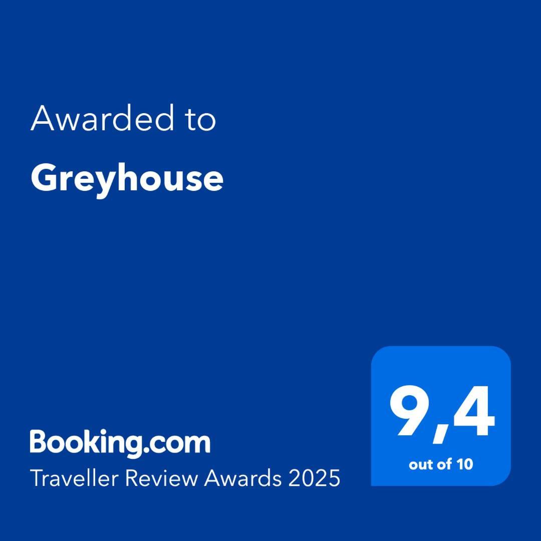 Greyhouse Villa Puerto Natales Exteriör bild